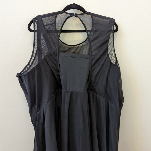 Torrid Black Mesh Overlay Swim Dress Size 6X - Picture 7 of 16